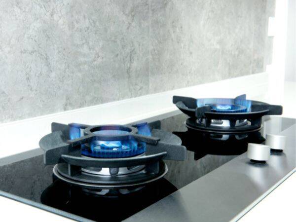 Kuchenki gazowe - jakie są ich zalety i jak je wykorzystać w kuchni